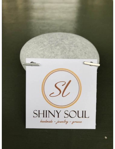 Vera Σκουλαρικια